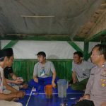 *Bhabinkamtibmas Polsek pedes Sambangi Poskamling malam hari sampai dinihari*