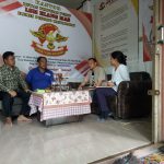 *Kantor DPP LSM ELANG MAS didatangi Mahasiswa dari Universitas SOAS Inggris,ada apa ya…??*