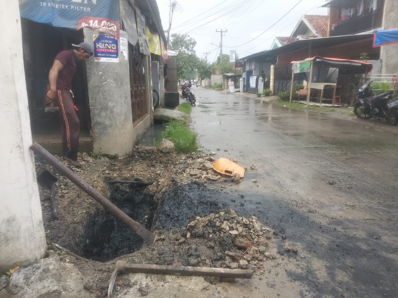 Ketua DPC LSM Elang Mas Kabupaten Karawang : “Kepada Pemda Karawang Melalui Dinas PUPR Segera Realisasikan Pembangunan Saluran Air Di Dusun Rengasjaya 1 Kecamatan Rengasdengklok Selatan”