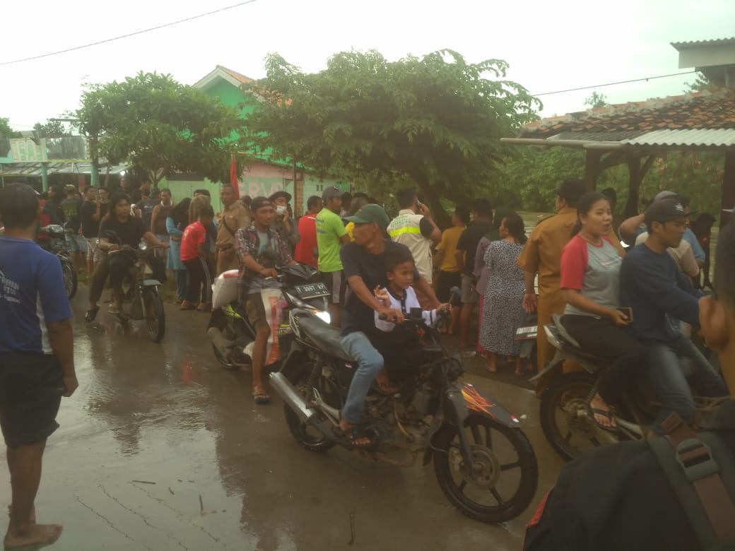 Dua Bocah Di Desa Rawameneng Tenggelam,Polsek Blanakan Bersama Tim SAR Subang Terus Lakukan Pencarian