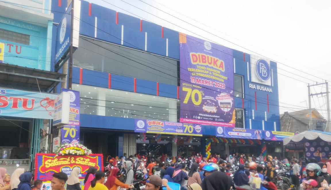 Grand Ovening Dan Peresmian Ria Busana Rengasdengklok.