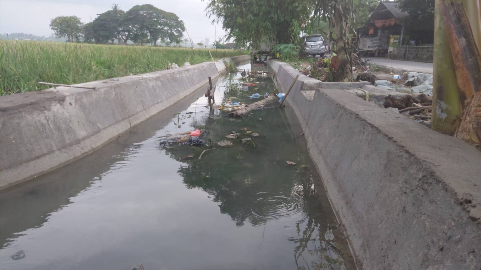 Warga masyarakat Dusun Kobak Bali Apresiasi Adanya Pembangunan Saluran Air Untuk  kebutuhan Air Pesawahan.