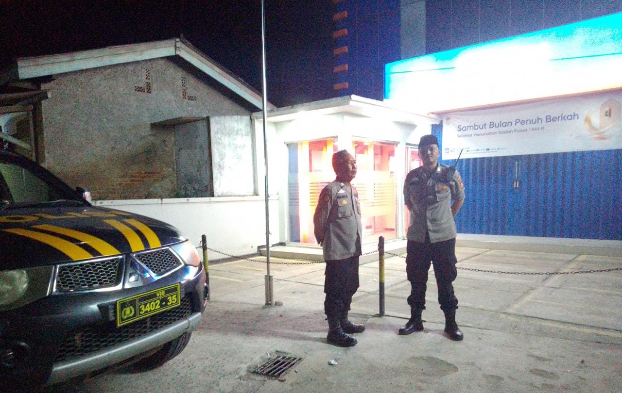 Polisi Tirtajaya kontrol Keamanan Bank BRI Unit Pisangsambo