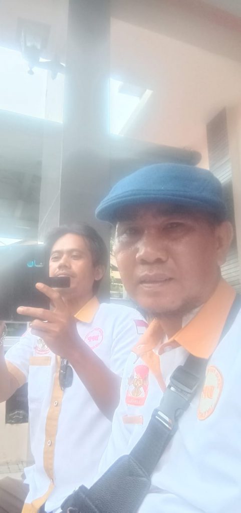Merasa di Intimidasi,Anggota LSM ELANG MAS adukan KADES MUARA kepada Pimpinannya