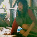 Karena sering mengamuk, selama 10 Tahun CASMITA di rantai di kandang domba bekas.