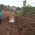 Upaya Pemerintah Kabupaten OKU Mengatasi Banjir Musiman Di Jl. Pancur Desa Tanjung Baru Kec. Baturaja Timur Kab. OKU Di Mulai Pengerjaannya.