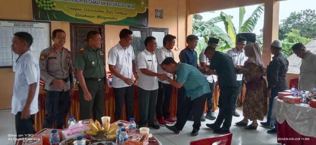 Kepala Desa Airpaoh Kecamatan Baturaja Timur Kabupaten OKU Menggelar Halal Bihalal