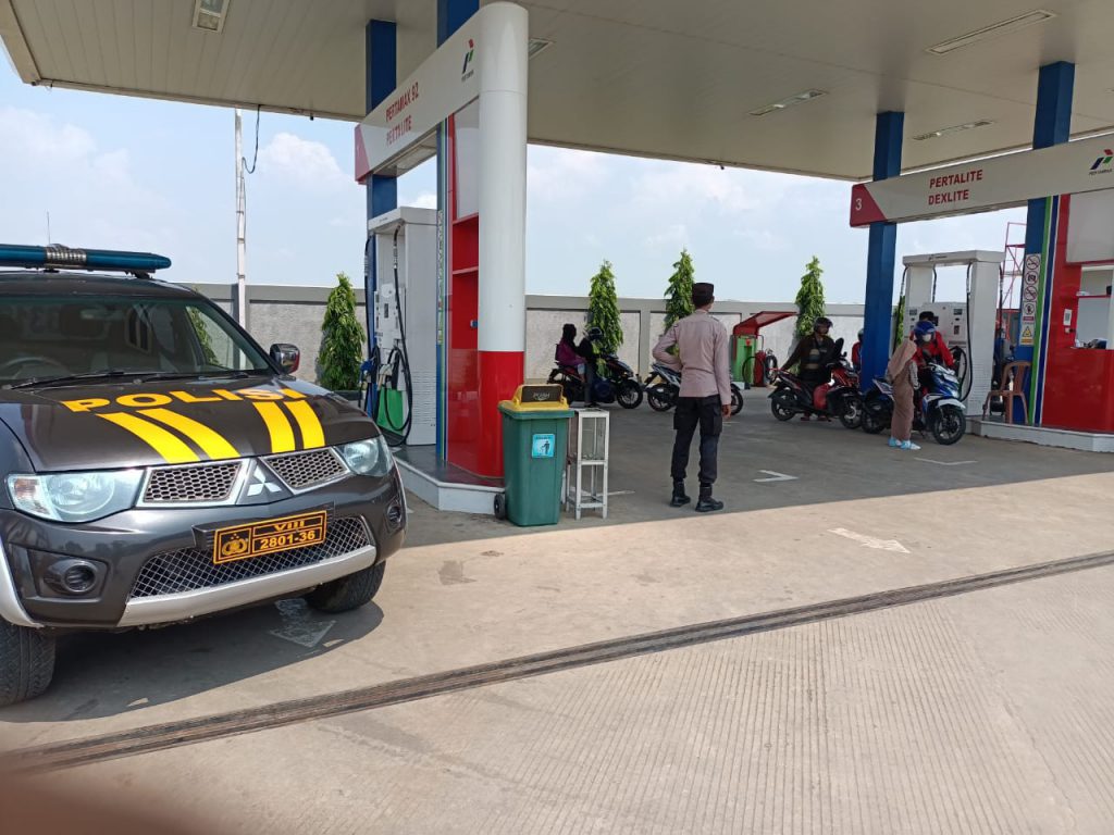 UNIT QR PATROLI PREVENTIF POLSEK BLANAKAN KONTROL KEGIATAN SISKAMLING DAN SAMBANGI Pemukiman WARGA UNTUK MENJAGA KONDUSIFITAS KAMTIBMAS.