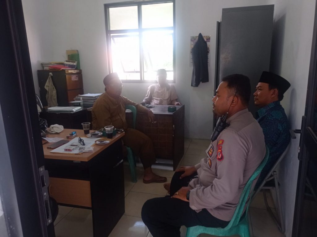 Unit samapta Polsek Blanakan – Polres subang laksanakan Himbauan Kamtibmas