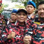 Ribuan Anggota LSM Komando Pejuang Merah Putih (KPMP) Memadati Kampung Budaya Kabupaten Karawang untuk merayakan Hari Ulang Tahun (HUT) LSM KPMP yang ke 12 Tahun.