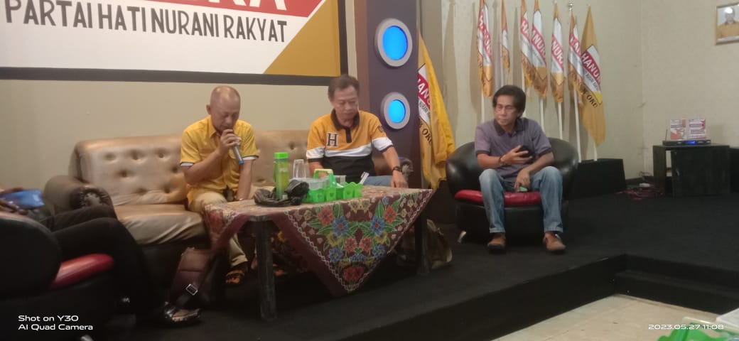 Partai Hanura Kab. OKU Gelar Pres Kompren Terkait Pergantian Antar Waktu ( PAW ) Tiga Orang Kader Partai Yang Duduk Sebagai Anggota DPRD OKU