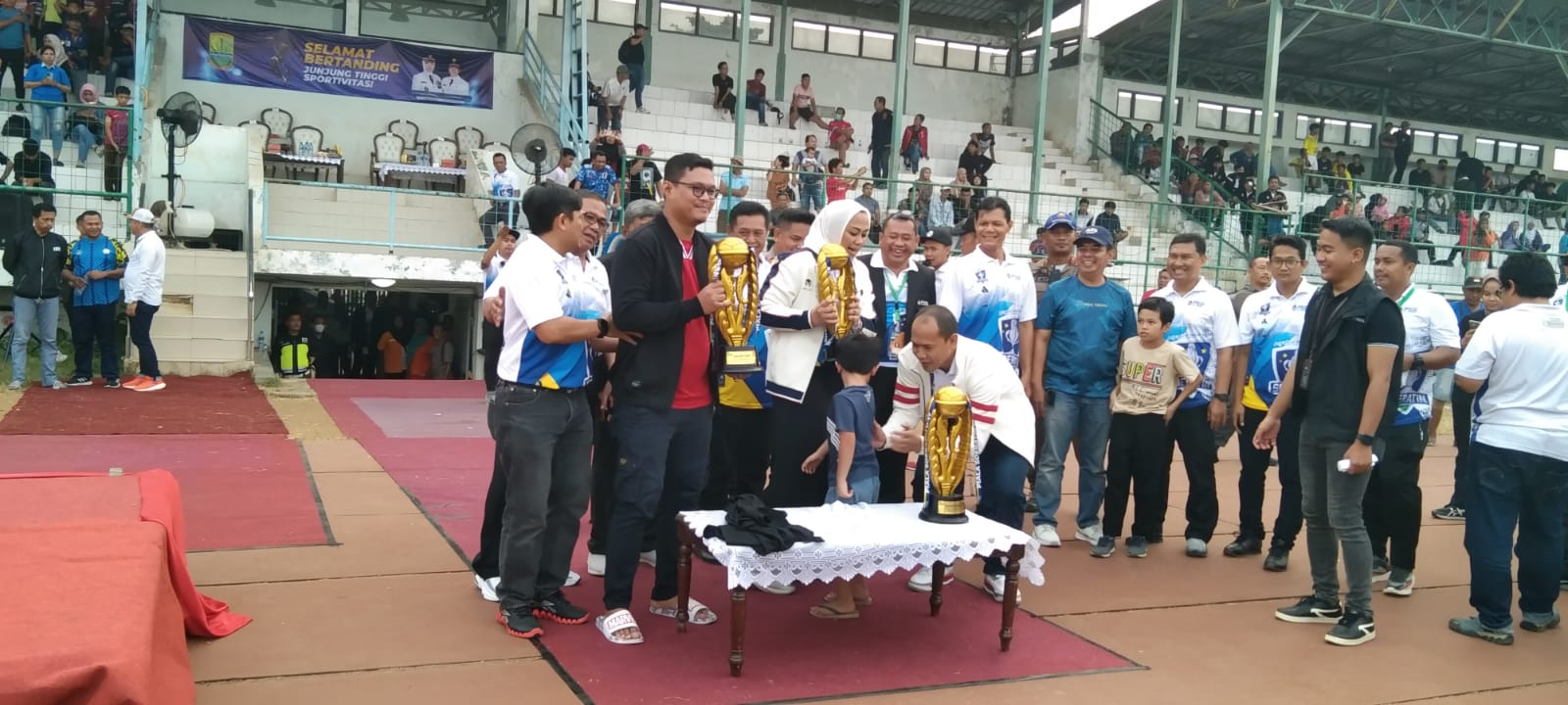 Perhelatan kompetisi sepakbola Piala Soeratin resmi digulirkan Askab PSSI Karawang