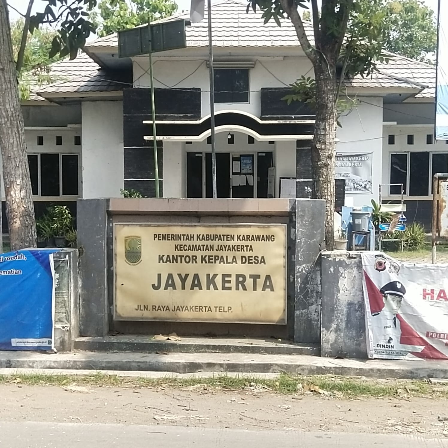 Mimin Bendahara Desa Jayakerta Ditanya Soal Program Ketahanan Pangan ,Bungkam ??? Ada Apa???