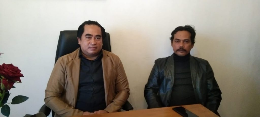 dugaan tindak pidana penganiayaan dan penculikan yang di duga dilakukan oknum ASN Pemkab Karawang yang dilaporkan ke Polda Jabar terkesan mandek