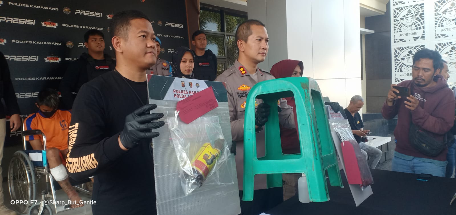 Polres Karawang kembali berhasil mengungkap penganiayaan di sebuah kios warung jamu