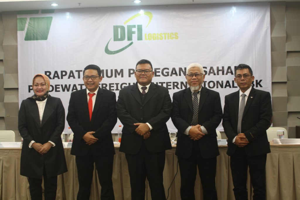 PEMBERITAHUAN RINGKASAN RISALAH RAPAT UMUM PEMEGANG SAHAM TAHUNAN TAHUN BUKU 2022 YANG KEDUA Direksi PT DEWATA FREIGHTINTERNATIONAL Tbk
