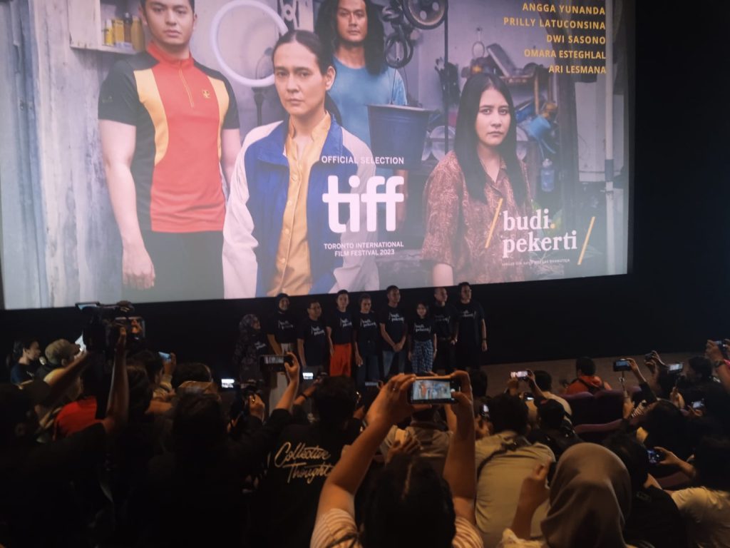Prilly dan Angga yunanda dalam film Budi Pekerti Masuk dalam Toronto International Film Festival 2023