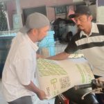 9 Kelompok Anggota KUD Mina Karya Bhakti Desa Muara Mendapat Bantuan Pupuk Dari KKP.