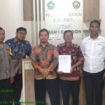 BHABINKAMTIBMAS DESA BLANAKAN BRIPKA CAWARI BERSAMA PANITIA PILKADES DESA BLANAKAN MELAKSANAKAN KEGIATAN PENGAWALAN VERIFIKASI IJAZAH CALON KEPALA DESA BLANAKAN PRIODE 2024-2030.