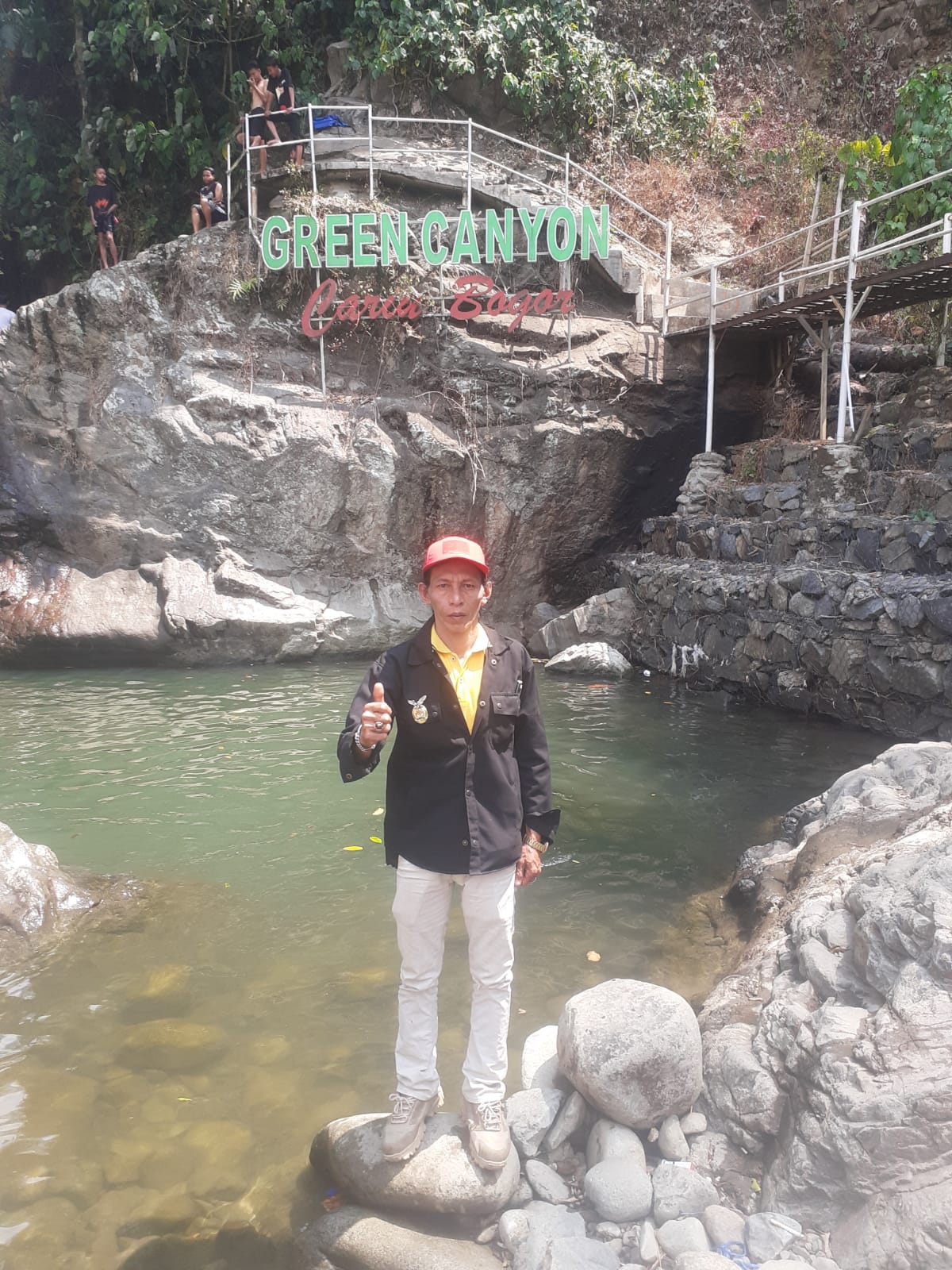 Keindahan Panorama Alam Curug Green Canyon