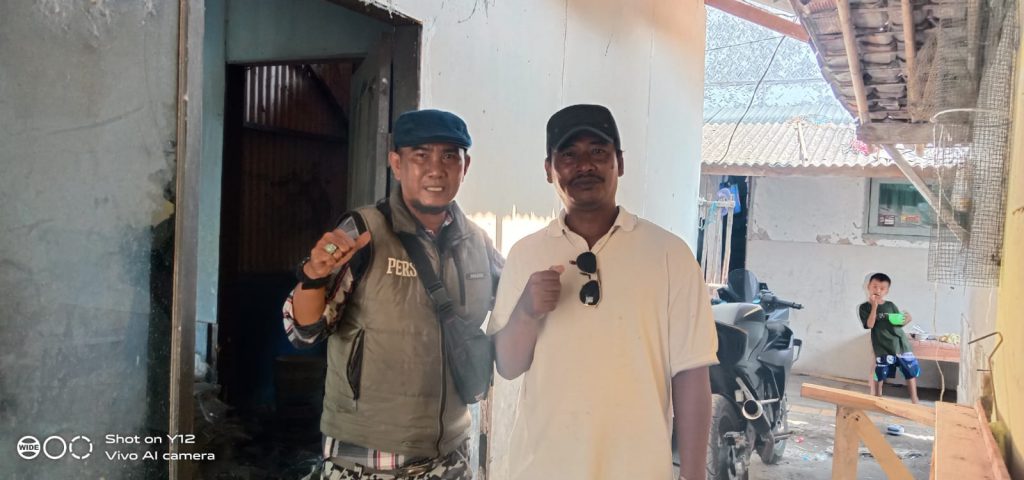 LSM ELANG MAS Kunjungi salah satu Warga Desa Sukasari yang Kondisinya memprihatinkan
