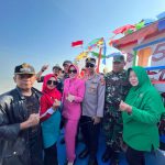 Bayangkari Ranting Blanakan Cabang Subang mendampingi Pembina Bhayangkari Ranting Blanakan Iptu Andri Sugiarto, S.IP, M.A.P., menghadiri Undangan Acara Ruat Laut KUD Mina Fajar Yang Ke 56 Tahun