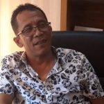 Ketua Umum Cabang Olahraga Ikatan Sport Sepeda Indonesia (ISSI) Kabupaten Karawang, Asep Agustian, dengan gentle memenuhi panggilan Polres Karawang