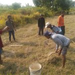 Ratusan Warga Dari Dua Dusun Di Desa Muara Melakukan Kerja Bakti Di TPU Sindang Kasih