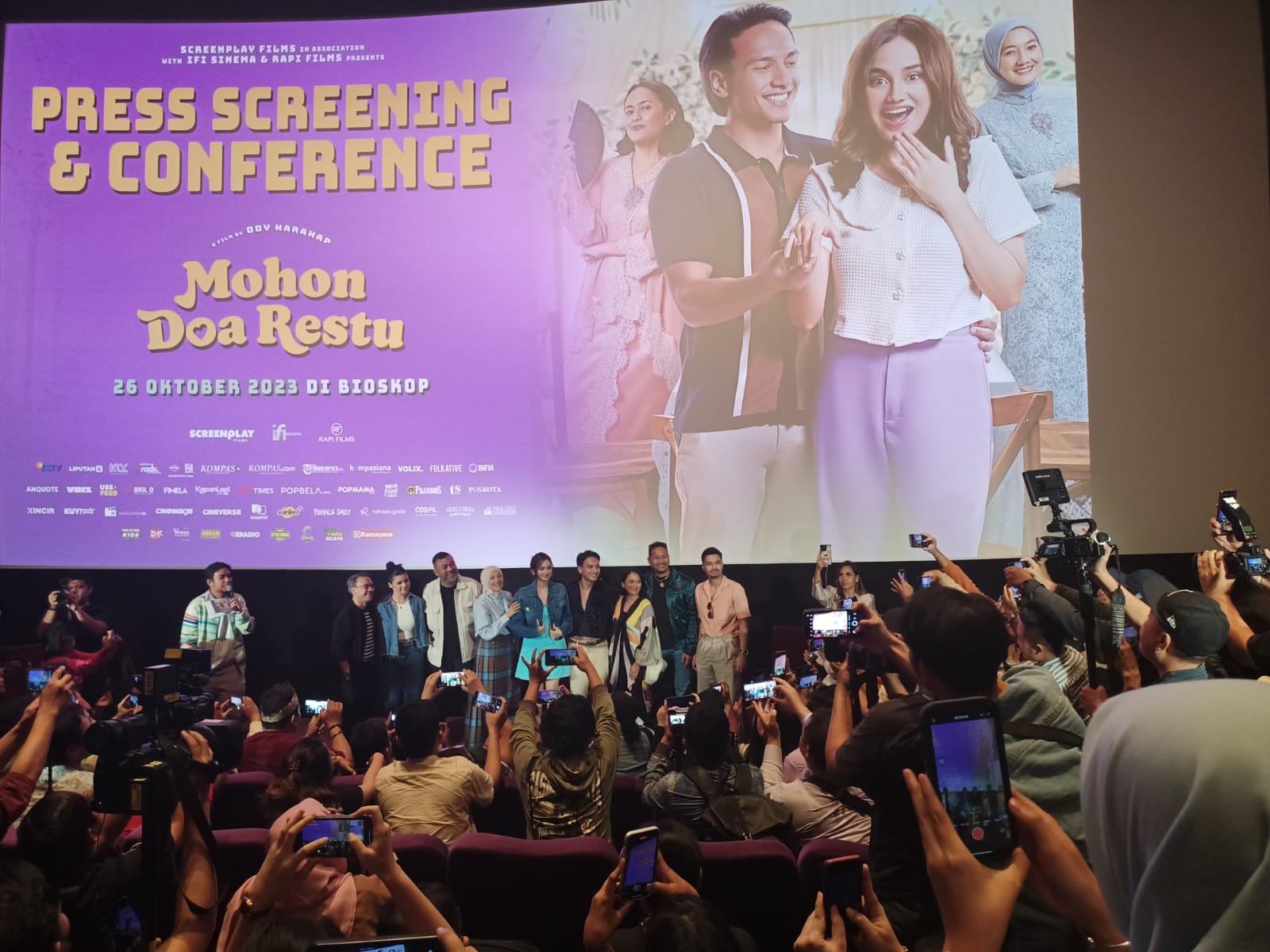 Yuk Jangan lupa Nonton Film Drama Komedi Keluarga “Mohon Doa Restu” Memberi Kesegaran Hiburan Menuju Akhir Tahun Film Akan tayang Di Indonesia 26 Oktober 2023