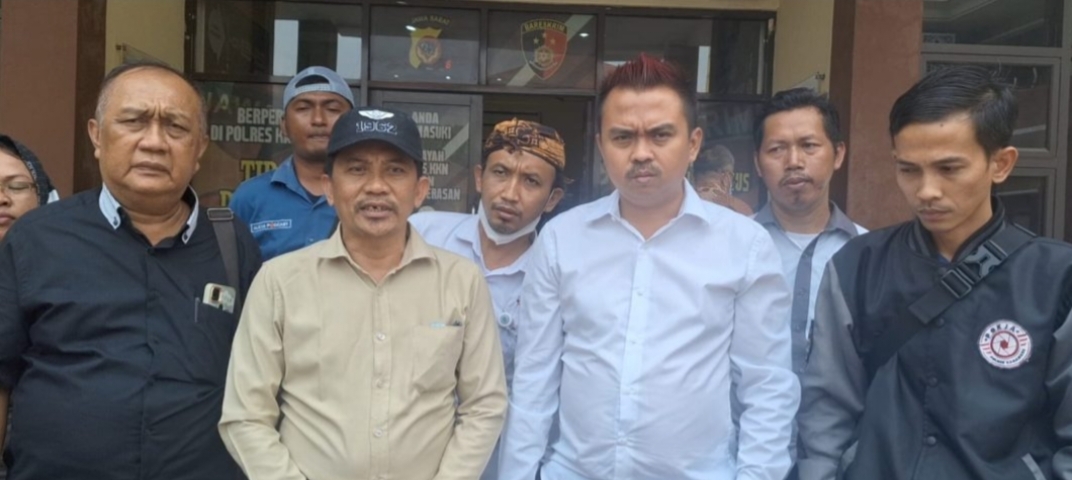 Joen SH,Kuasa Hukum PJKB Telah Melaporkan Oknum Panitia Pelaksana Kegiatan Dan Pihak Mall Summarecon Ke Polres Karawang