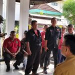 Warga dan Pemdes Pusakaratu Geruduk Kantor Kecamatan Pusakanagara Kabupaten Subang
