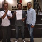 Tidak terima atas penghinaan profesi wartawan di facebook , para jurnalis melaporkan ke Polres Karawang
