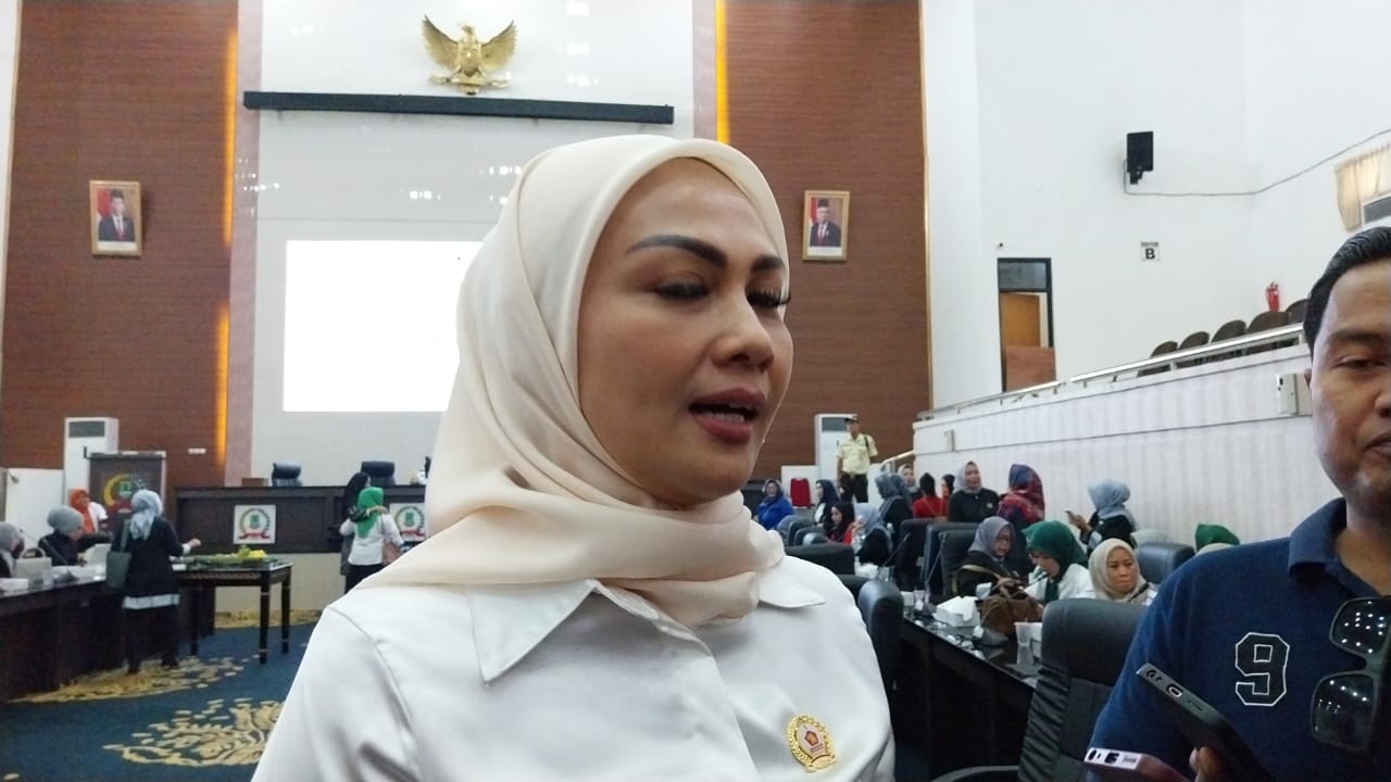 Lia Aulia menyambut baik pembekalan serta motifasi dari KPPI.