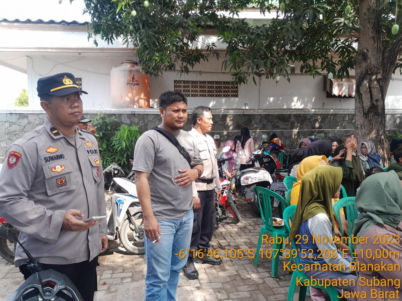 Kapolsek Blanakan Pimpin Oprasi Pengamanan Dalam Rangka Menjaga Kelancaran Tahapan Pilkades Desa Blanakan