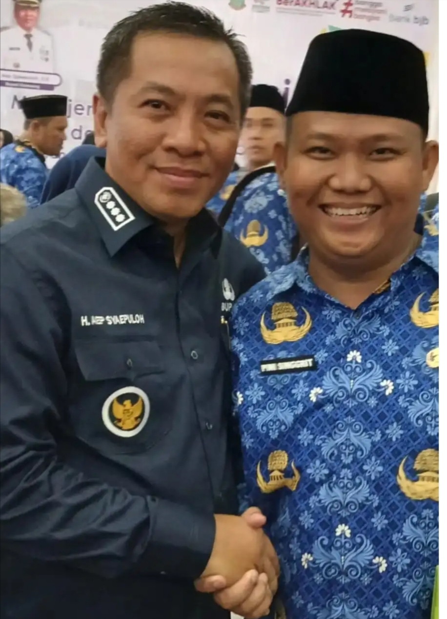 PINI SINGGRIT AkhirNya Dilantik Menjadi ASN PPPK Setelah Mengabdi 10 Tahun Menjadi Tenaga Honorer