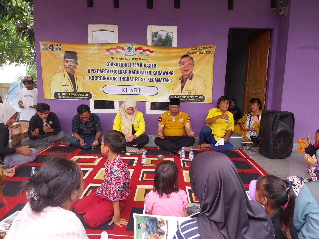 ketua DPD Partai Golkar menghimbau kepada para konstituen agar memenangkan Eka Rahmawati di pemilihan DPRD Kabupaten