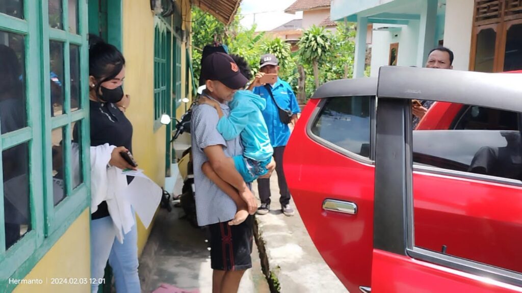 6 Bulan Terbaling Lemah, Pelajar SD Di Evakuasi Team LSM Elang Mas OKU