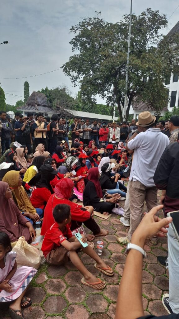 SAMPAH OH SAMPAH DI KARAWANG