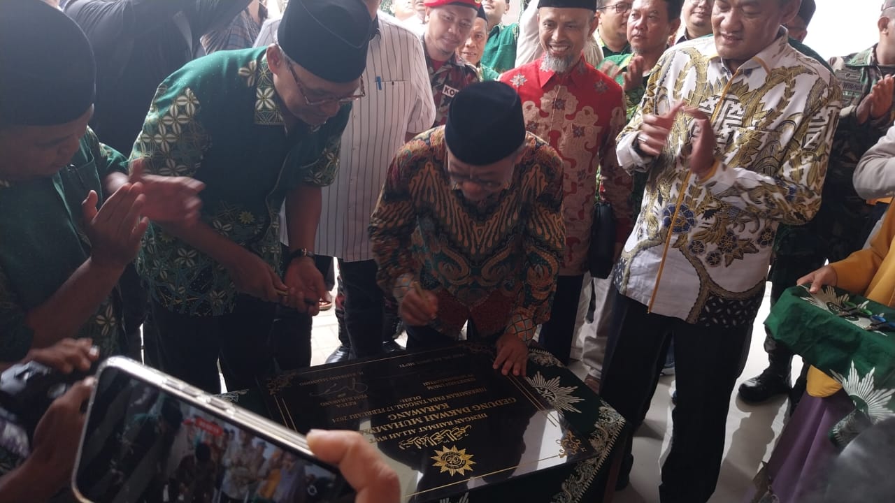 Pengurus Daerah (PD) Muhammadiyah Kabupaten Karawang melakukan peresmian Gedung Pusat Dakwah