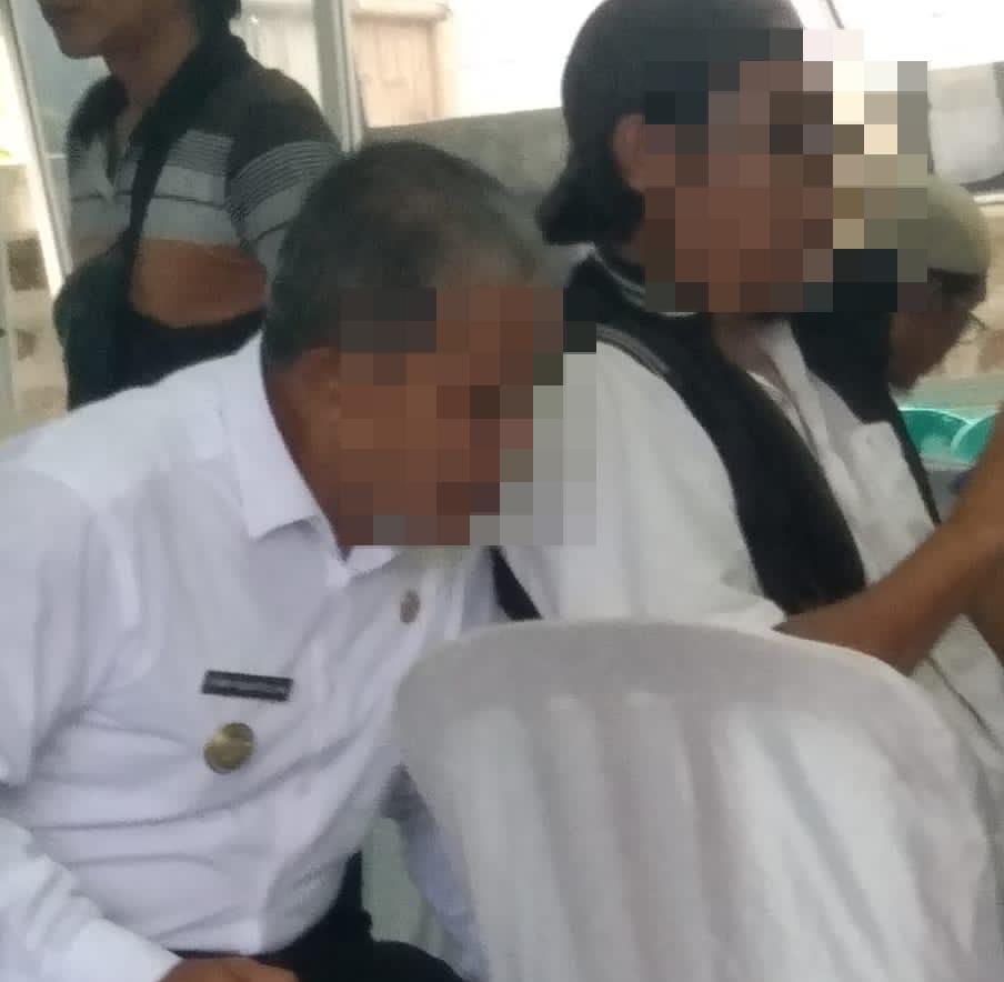 Oknum Camat Memicu Keributan Di Ruang Pleno Wilayah Batujaya, Sampai Gebrak Meja.