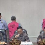 Kejaksaan Negeri Karawang menetapkan Dua pejabat Dinas Perhubungan (Dishub) Kabupaten Karawang atas dugaan tindak pidana korupsi pada pekerjaan penerangan jalan umum
