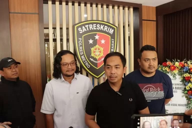 Polres Metro Jakbar tangkap oknum Driver Taksi Online pelaku pemerasan terhadap penumpang wanita dalam waktu kurang dari 24 Jam