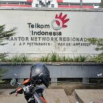 3 Aliansi Mahasiswa Bersama Massa dan Ahli Waris Geruduk PT Telkom Indonesia Regional 7 Makassar Ganti Untung Tanah Pakki Hadji