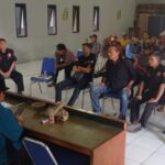 LSM ELANG MAS Dampingi Puluhan Warga Desa Rawameneng Tuntut Penutupan Perusahaan Ayam Potong ” Sontoloyo ” Ke Kecamatan Blanakan