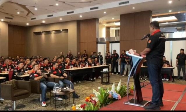 Ormas Gerakan Militan Perjuangan Indonesia (GMPI) menggelar rapat konsolidasi di Hotel Blitz