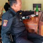 Ramenya Beredar Photo sedang Pesta Miras Di Kantor Desa Ciasem Hilir Kepala Desa Casmedi Angkat Bicara