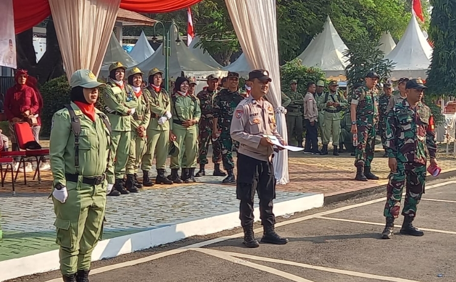 TNI-Polri Kawal Semarak HUT RI Ke-79 di Kecamatan Rawalumbu