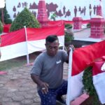 Oknum Mandor Pertamanan DLHK Tugu Bojong Rengasdengklok Terancam Pidana Penjara Telah Merobek Bendera Merah Putih
