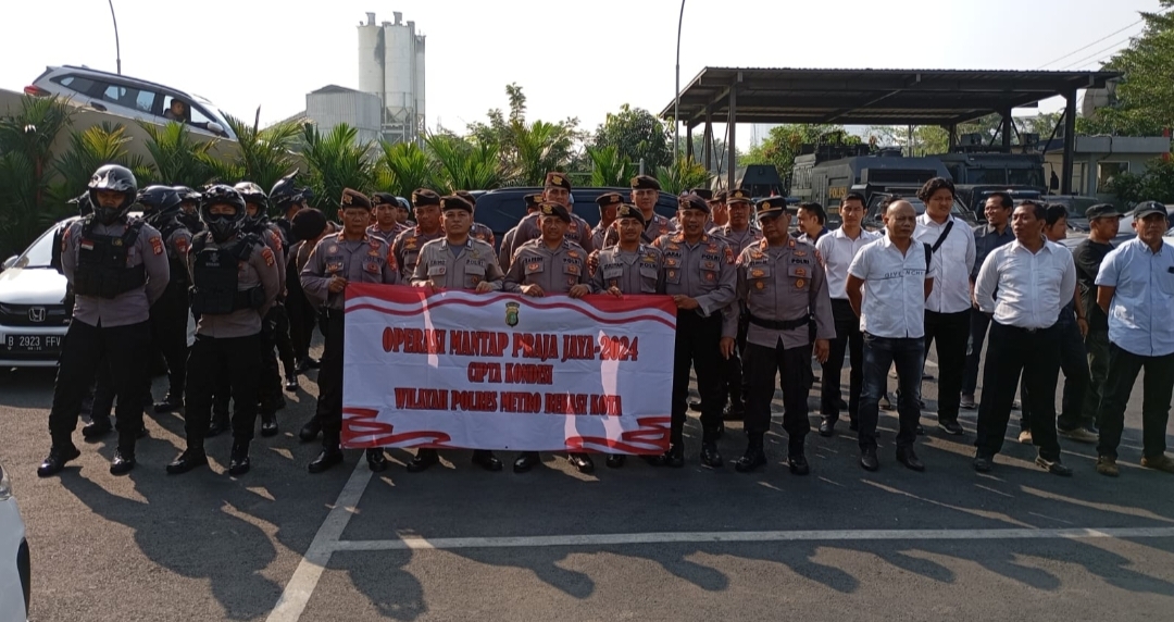 Polres Metro Bekasi Kota Intensifkan Patroli Cipta Kondisi Deteksi Dini dan cooling System Jaga Kamtibmas Jelang Pilkada Serentak 2024