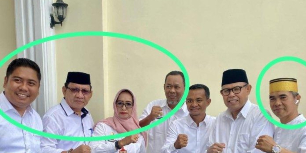 Jaga Netralitas ASN jelang Pilkada, Bawaslu Bone bersama KASN Diminta Periksa 5 Camat Yang Viral Foto Bersama Paslon Bupati Bone Asman Sulaiman – Akmal Pasluddin